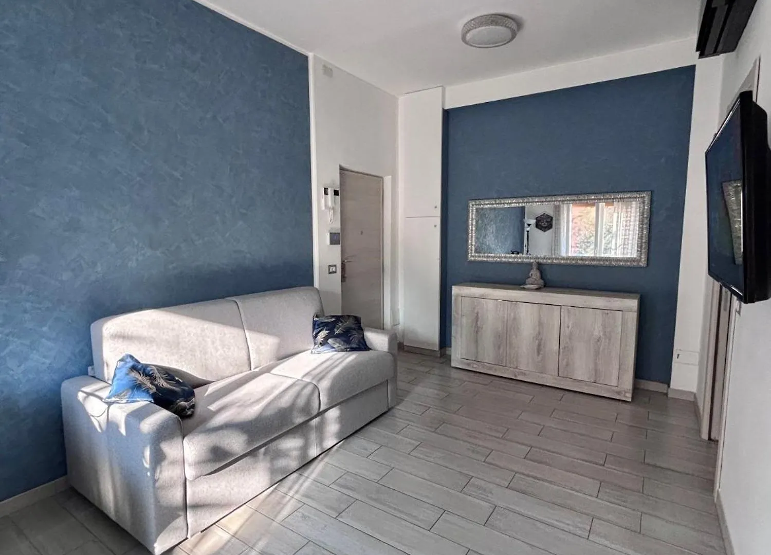 Appartamento Naviglio, Metro Blu Duomo Milan Apartment