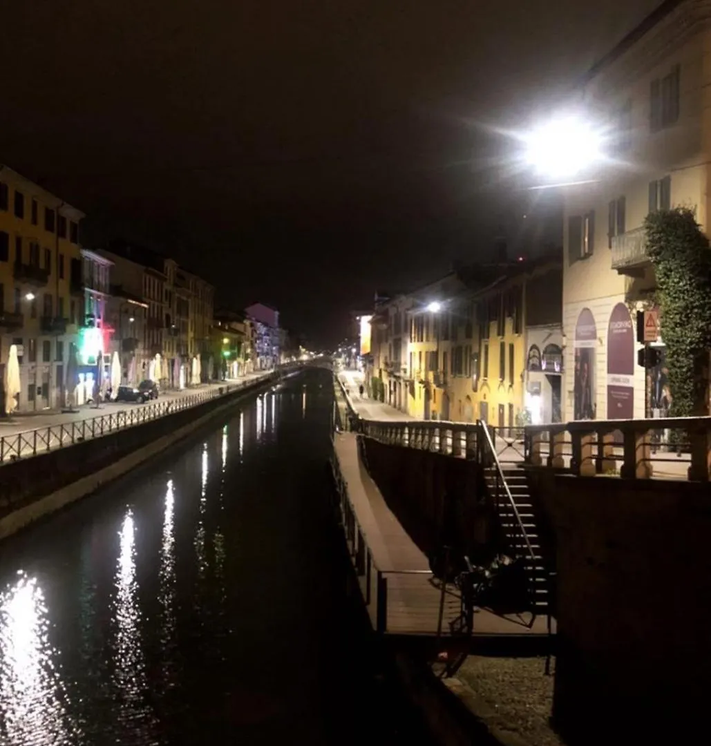 Appartamento Naviglio, Metro Blu Duomo Milan Italy